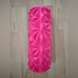 Purathletic textured foam roller 13” new pink